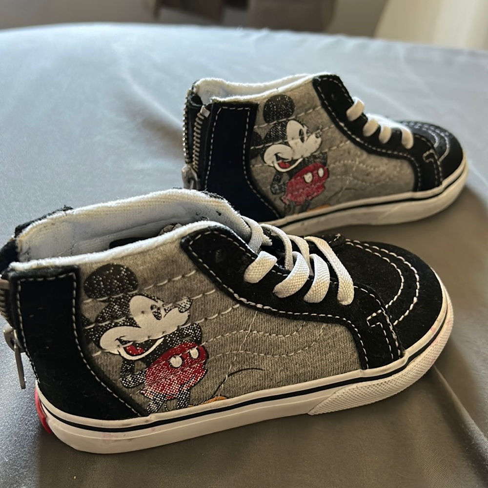 Mickey Vans shoes